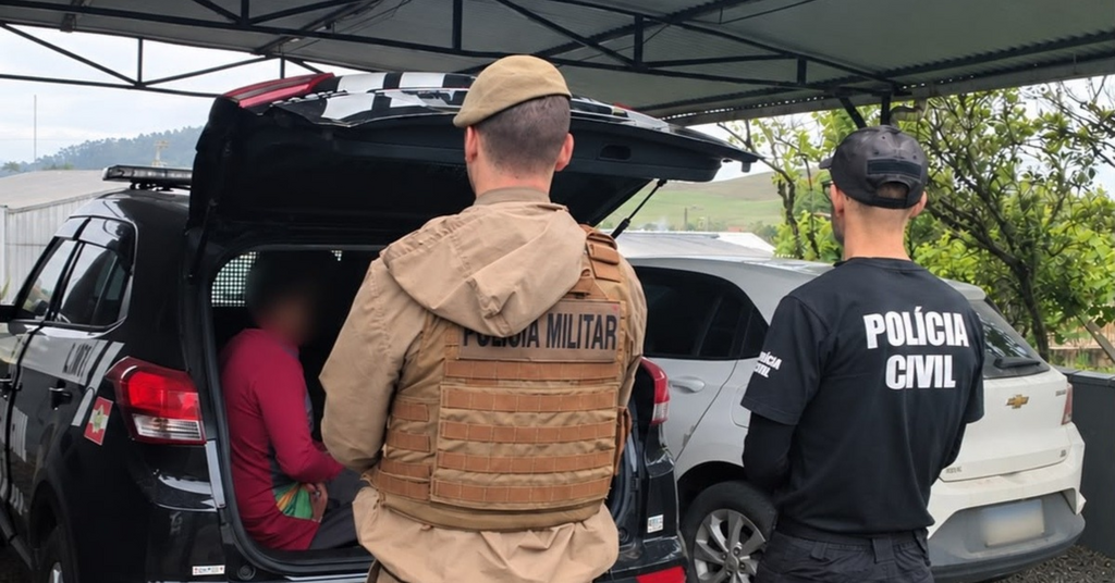 Foragido por furto e roubo é preso em operação conjunta em Rio do Campo