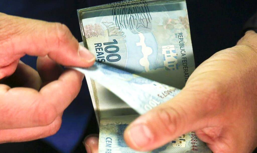 SALÁRIO MÍNIMO DE 2027 DEVERÁ SER DE R$ 1.741
