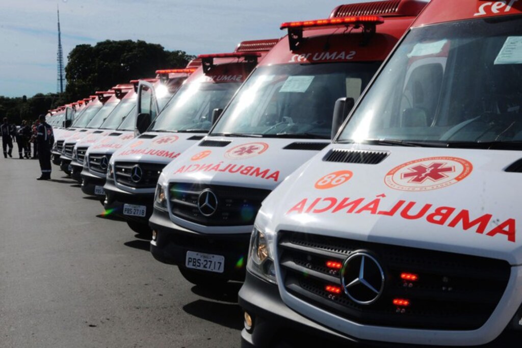 Otacílio Costa recebe nova ambulância do SAMU