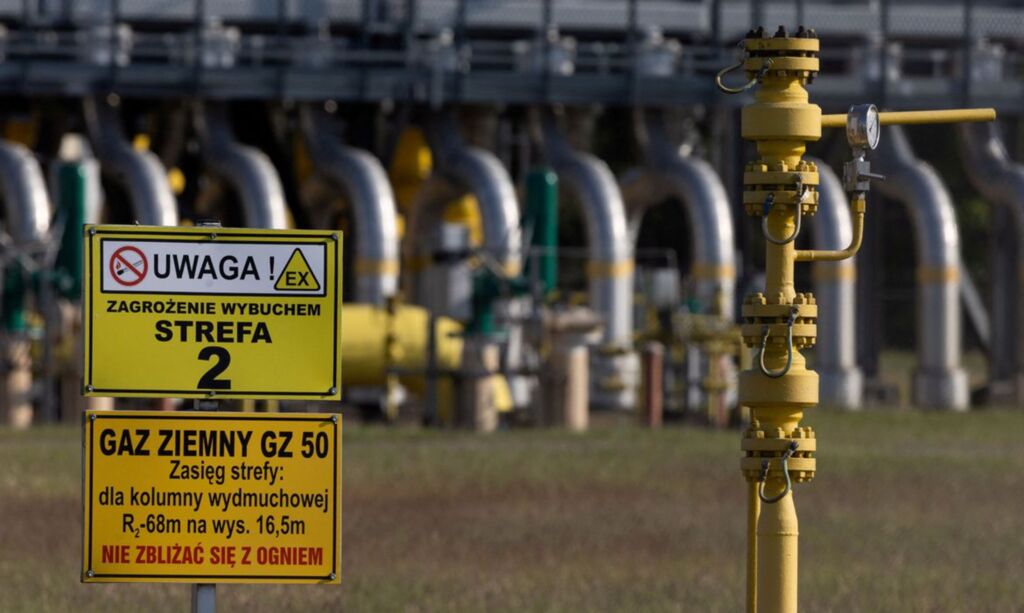 Kacper Pempel - Rússia corta fornecimento de gás e preocupa Europeus