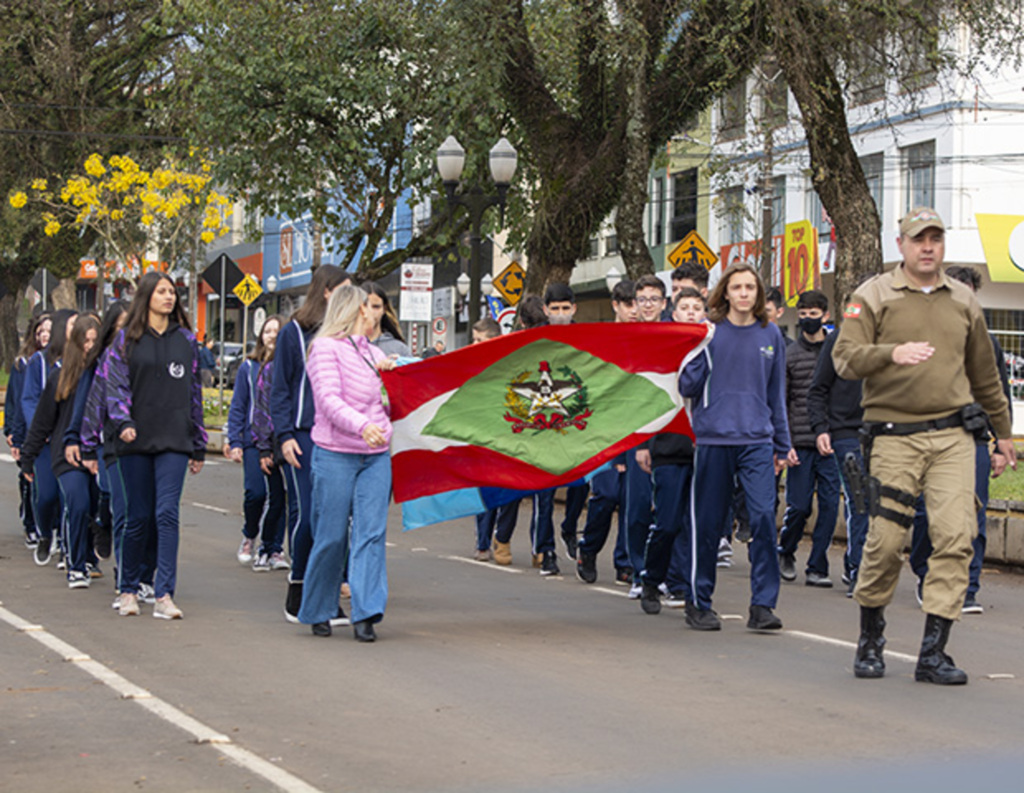 Desfile é cancelado