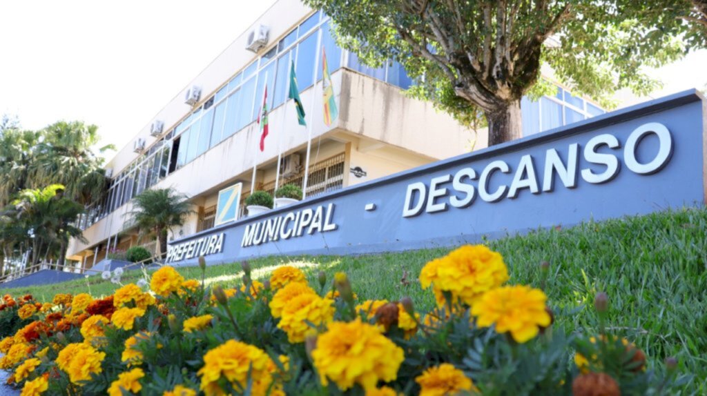 Governo decreta recesso e pontos facultativos