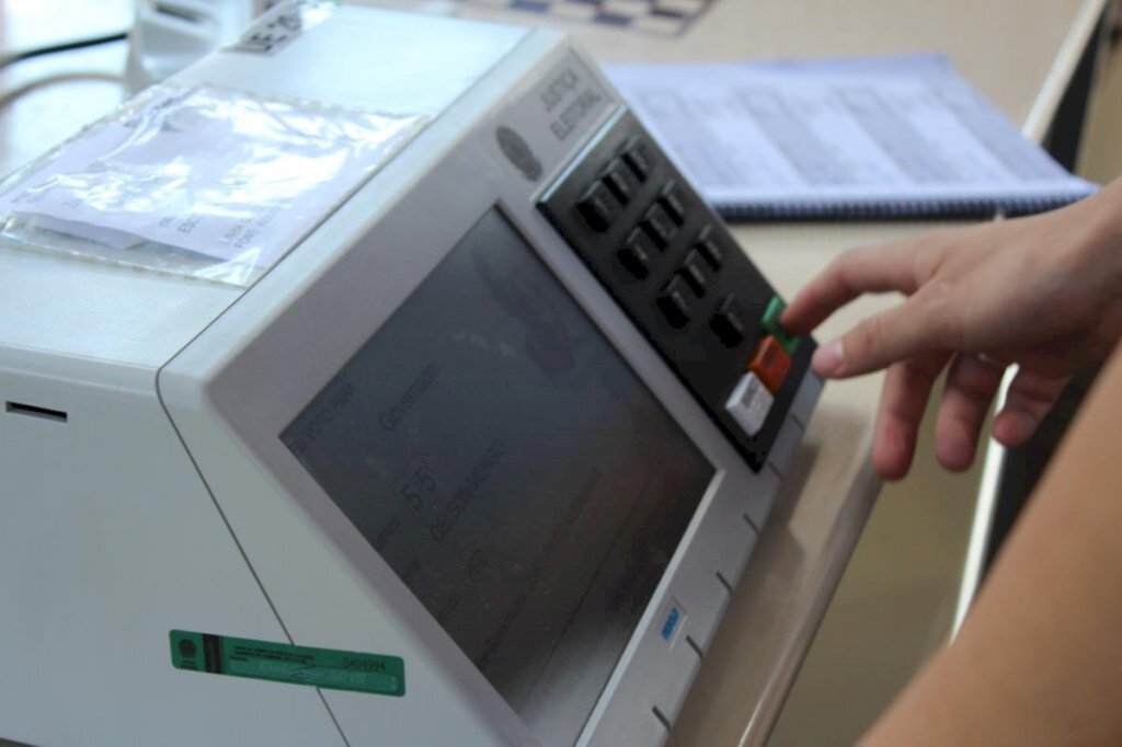 Arquivo Folha do Oeste - 