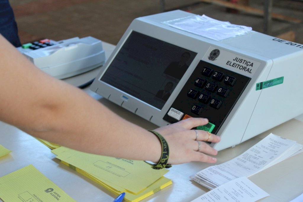 Eleitor tem até hoje para pedir segunda via