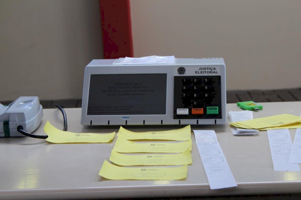 Arquivo Folha do Oeste - 