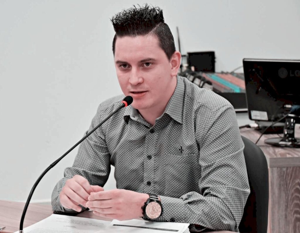 Vereador intermedia liberação de R$ 88 mil