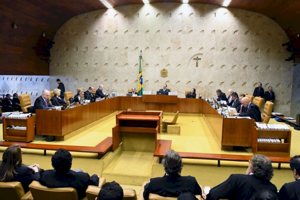 Carlos Alves Moura - 