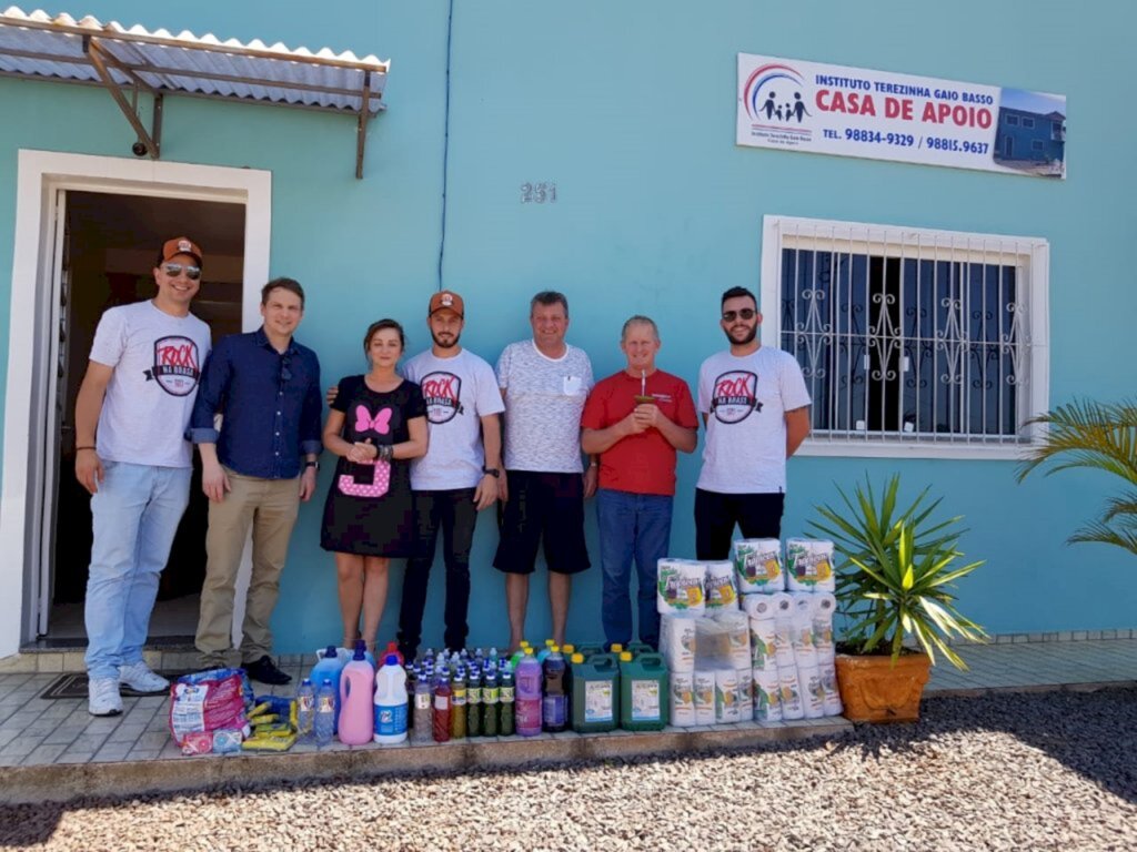 'Rock na Brasa' repassa doações