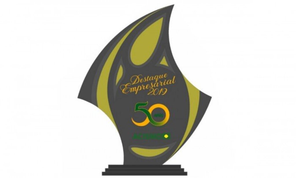 Evento premia destaques empresariais