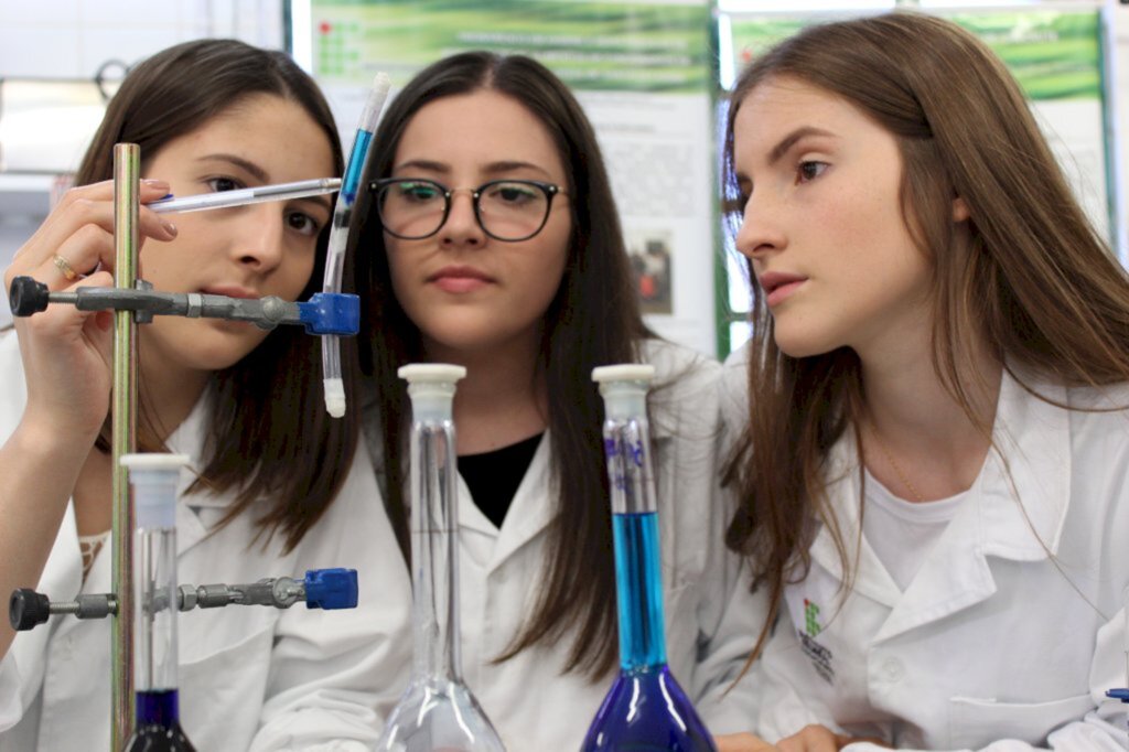 Inscrições abertas para cursos técnicos