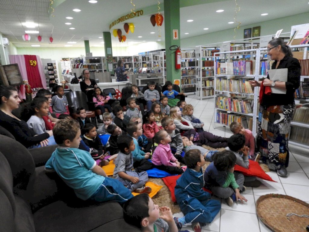 Biblioteca estará fechada na próxima semana