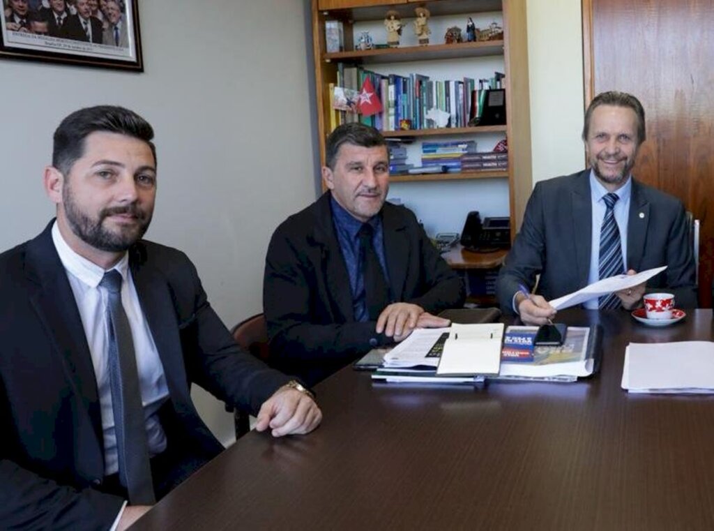 Bonamigo garante R$ 708 mil para a saúde pública