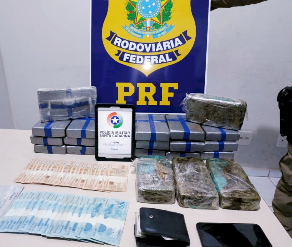 Operação resulta em apreensão de drogas