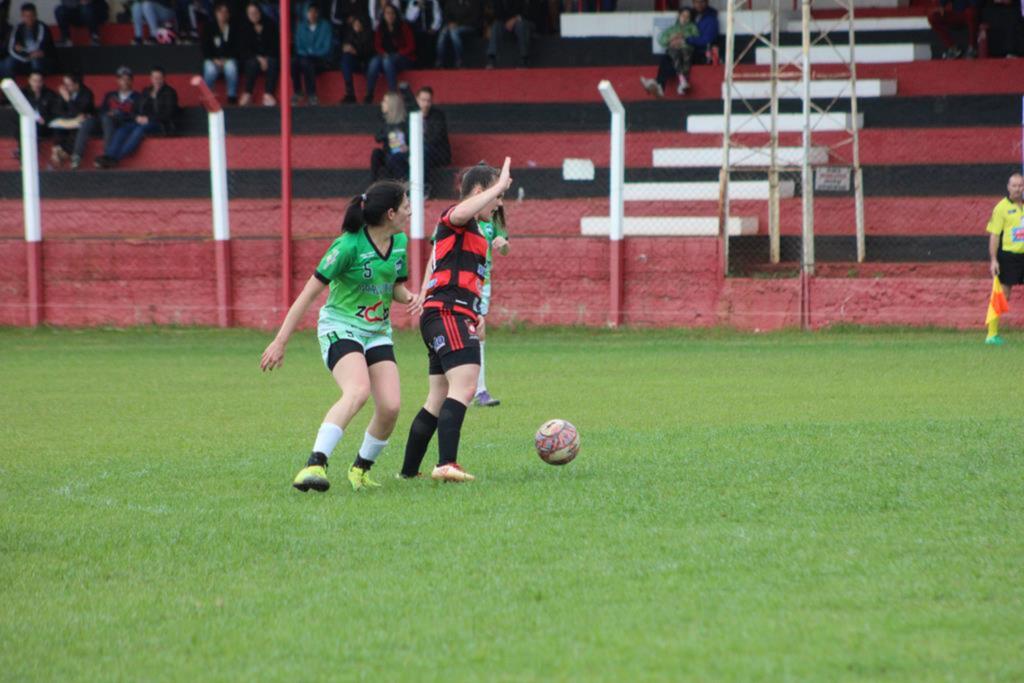 Primeira fase da disputa feminina está na reta final