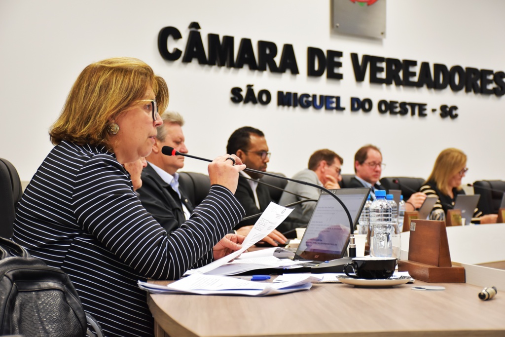 Projeto veda nomeação de condenados por violência