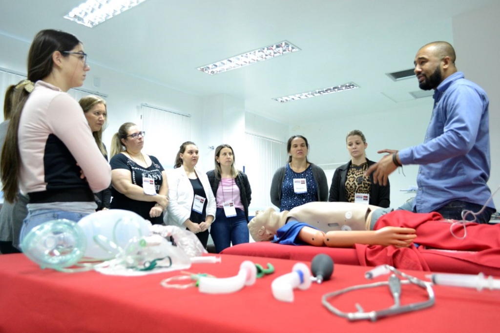 Hospital promove treinamento para profissionais