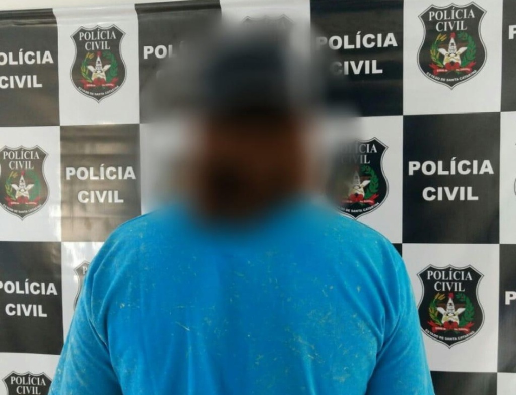 Polícia Civil cumpre mandado de prisão.