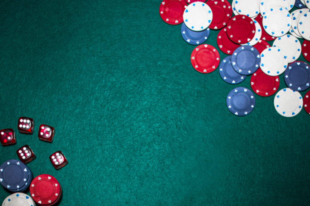 Poker: o esporte da mente que cresce no mundo online