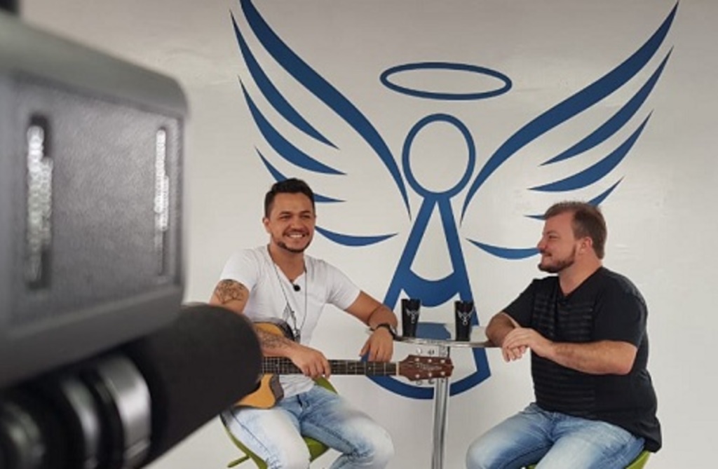 Eduardo Gustavo fala sobre sua nova música