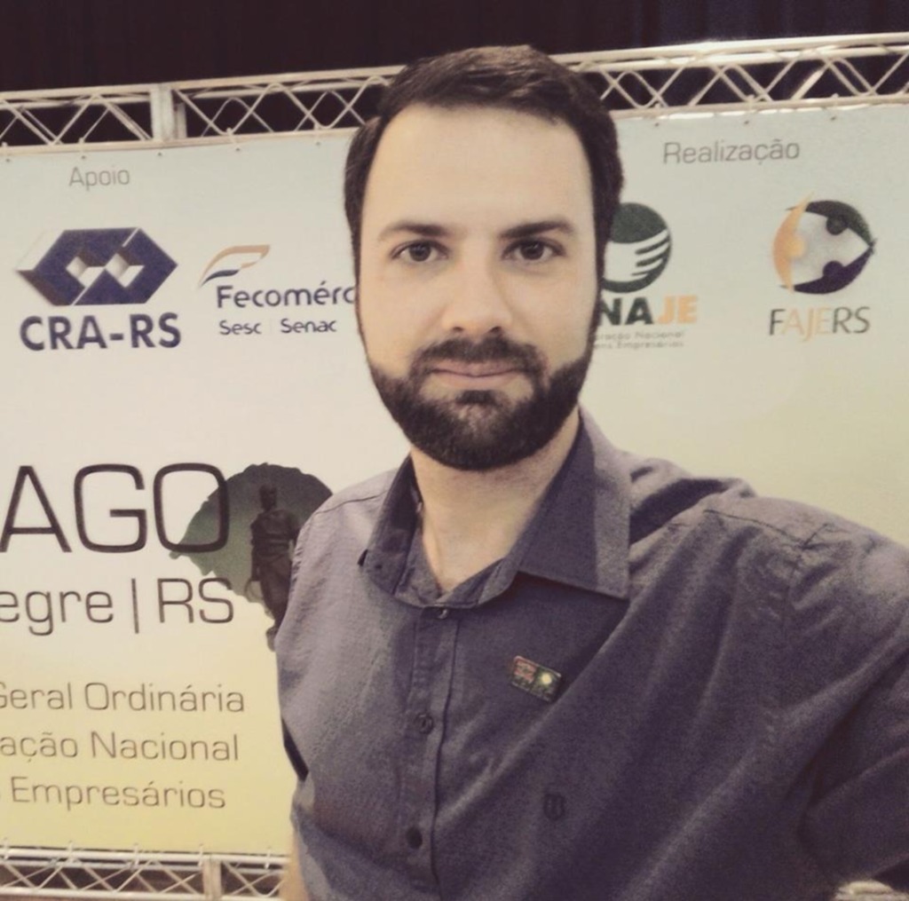 Marcos Stumpf assume presidência do Cejesc