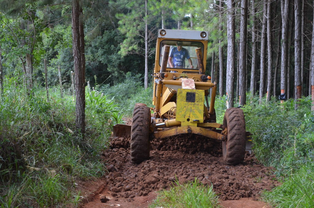 Trabalhos em estradas gerais são intensificados