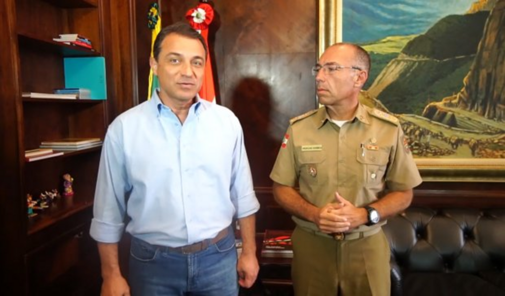 Peterson Paul/Secom - 