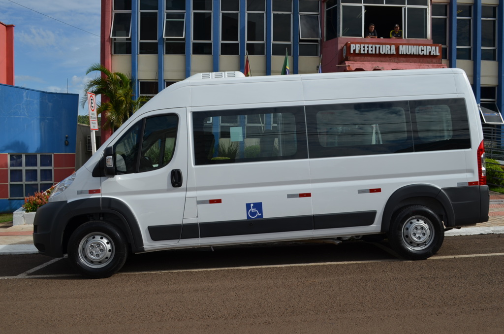 Adquirido veículo para transporte de pacientes