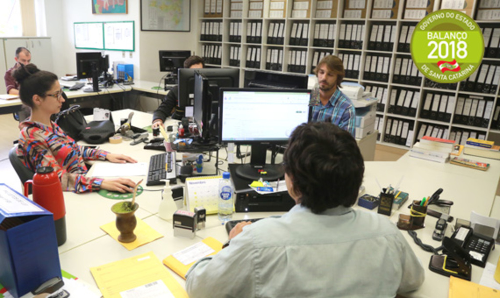 Governador edita mais de mil processos legislativos