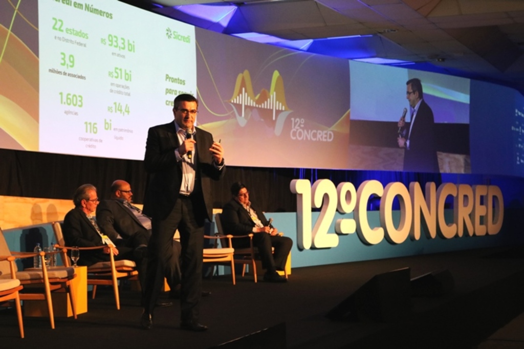 Diretor do Sicredi fala sobre cooperativismo