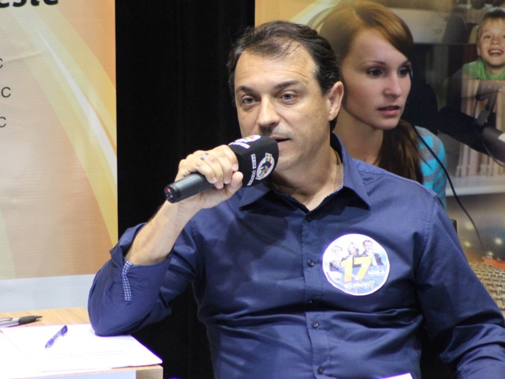 Folha do Oeste - 