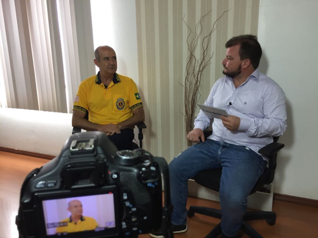 Integrantes do Lions Clube participam de entrevista
