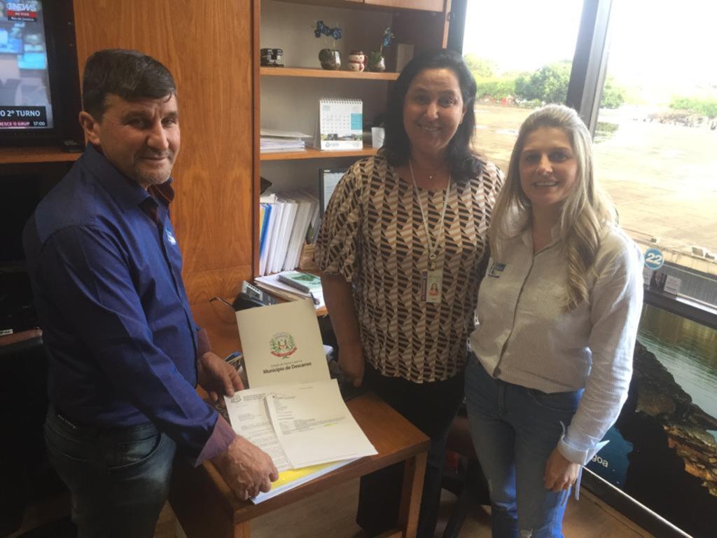 Prefeito vai a Brasília em busca de recursos