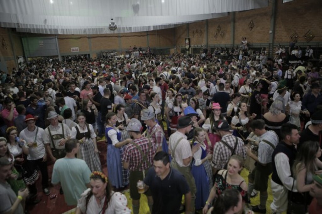 Oktoberfest promete movimentar a região