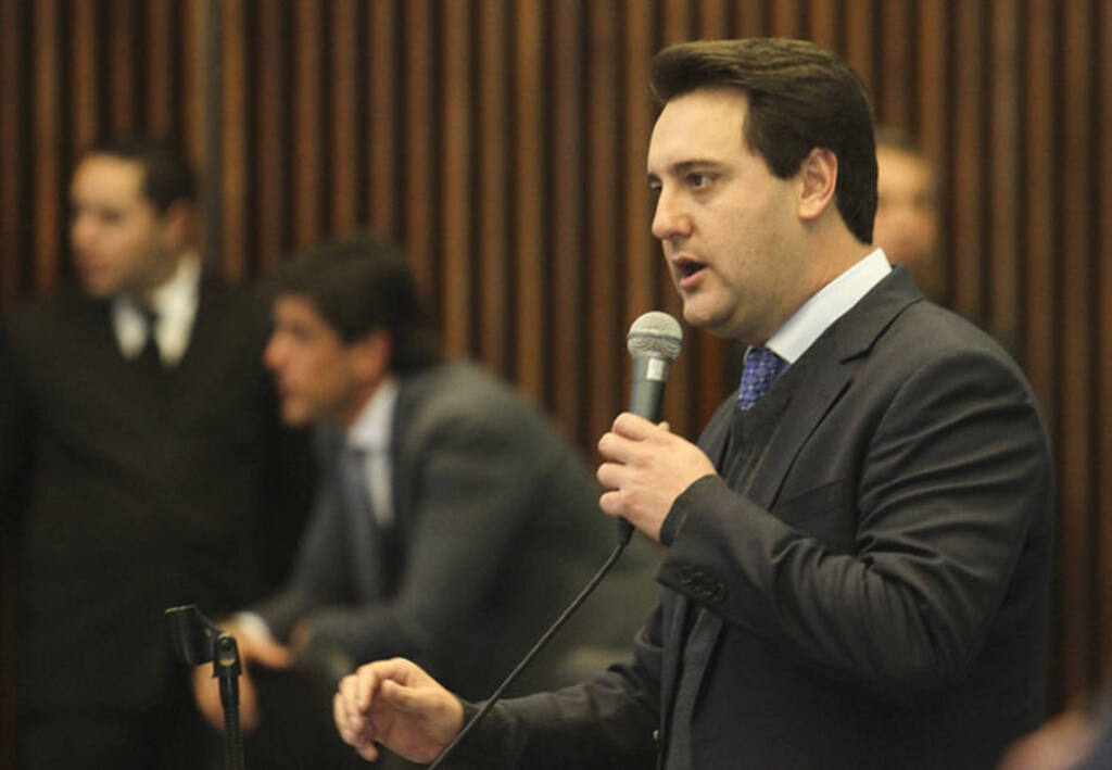 Ratinho Junior é eleito governador do Paraná