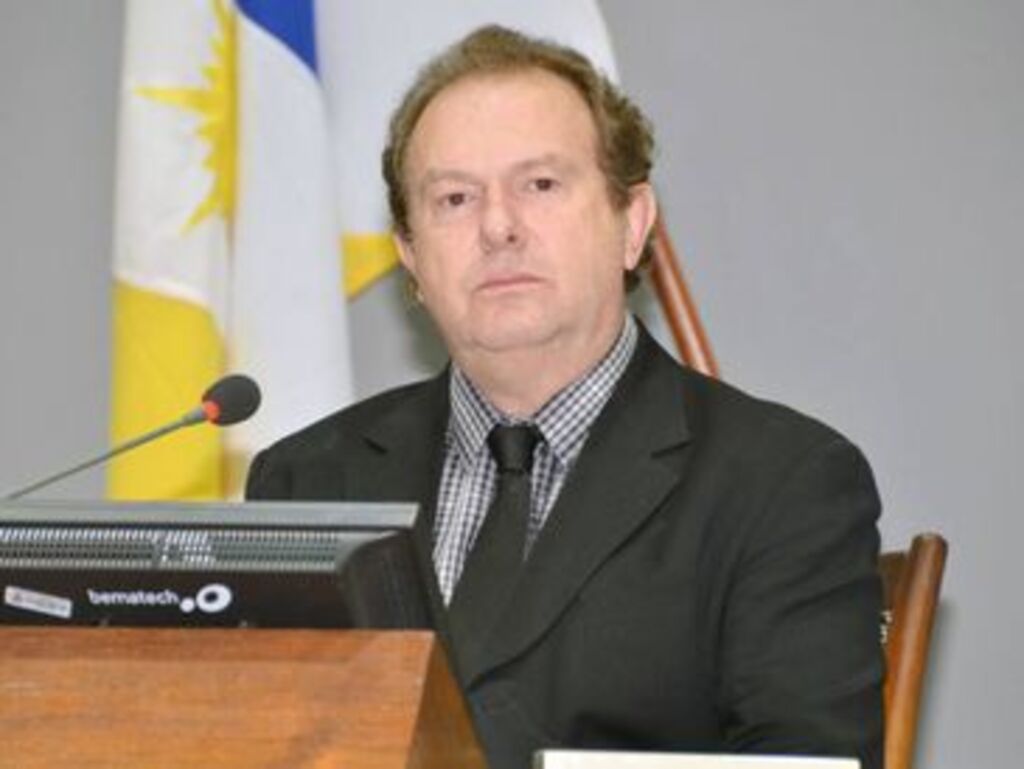 Mauro Carlesse é reeleito governador do Tocantins