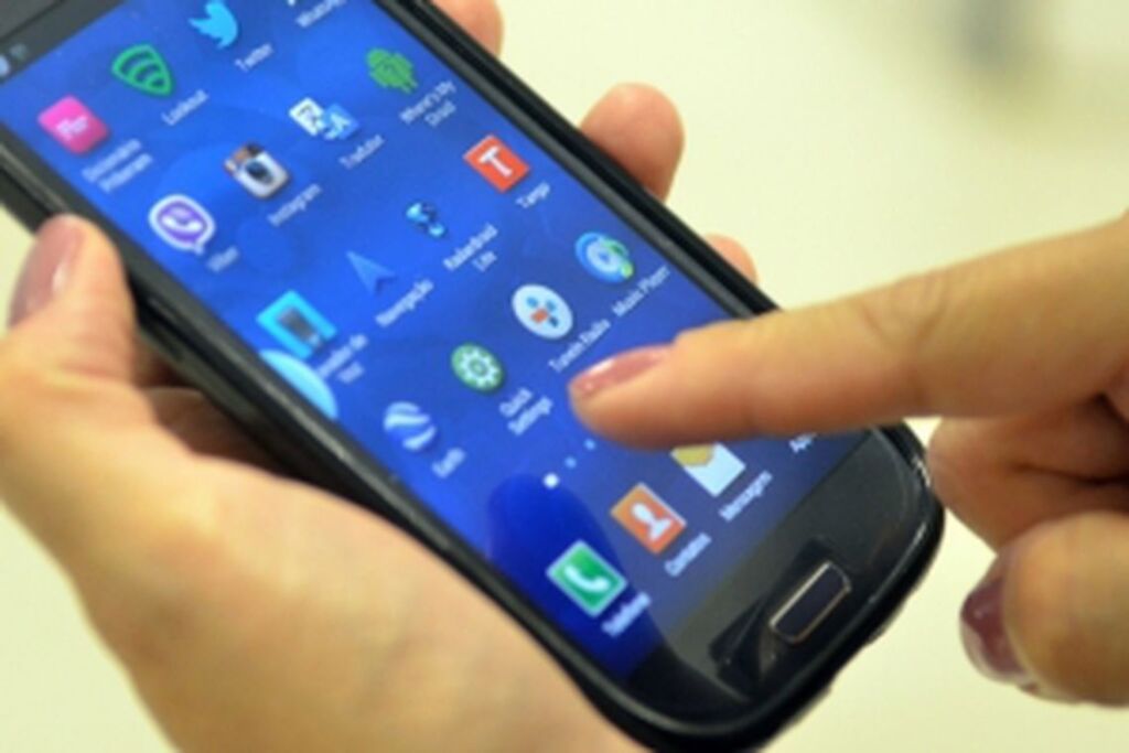 Celulares irregulares começam a ser notificados