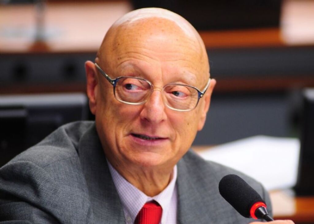 Candidato ao Senado, Amin concede entrevista