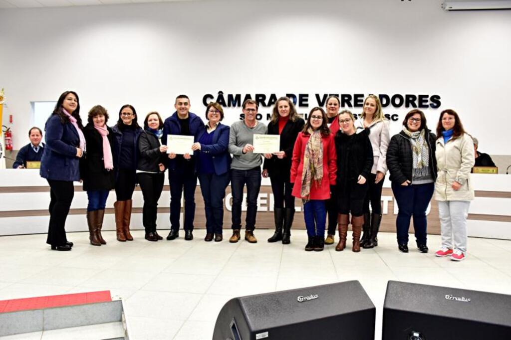 Vereadores homenageiam a Lei Maria da Penha