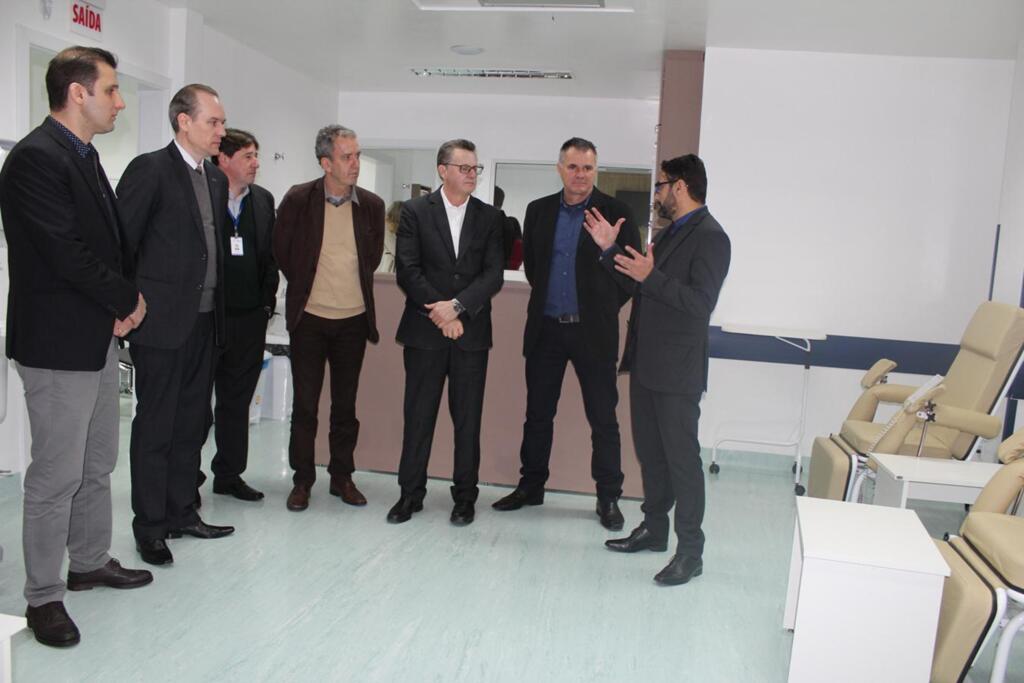 Inaugurado o Setor de Oncologia do Hospital Regional