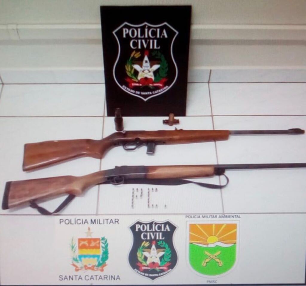 Polícia cumpre mandado de busca e apreensão