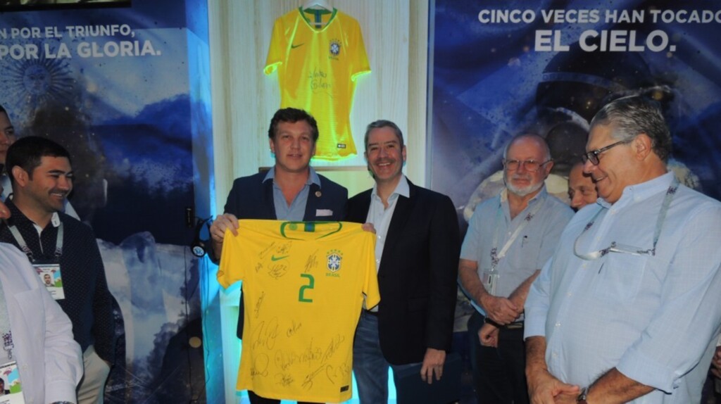 CBF debate sobre futebol brasileiro na Rússia