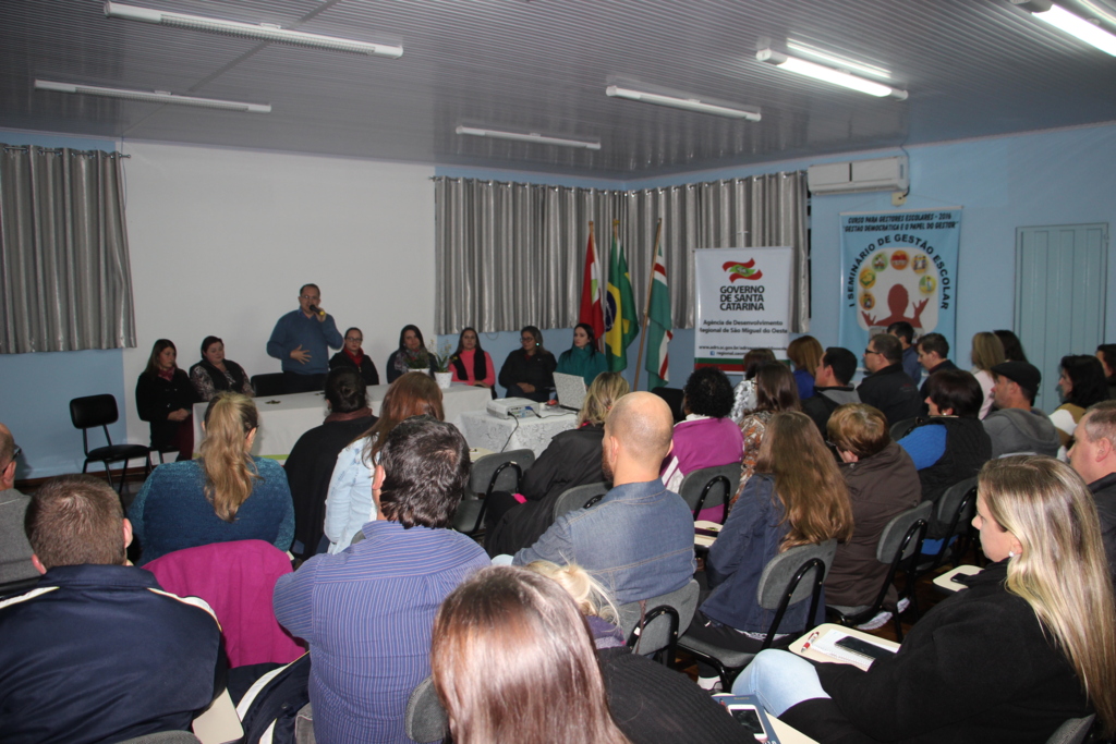 Gerência de Educação inicia curso para conselheiros