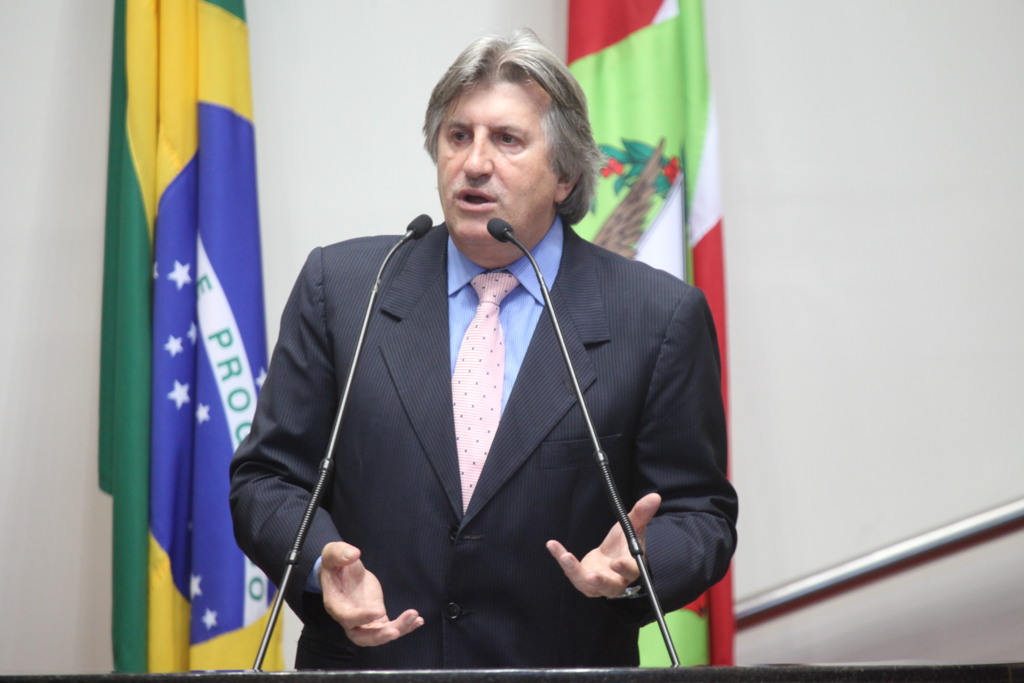Pavan já respira sem aparelhos
