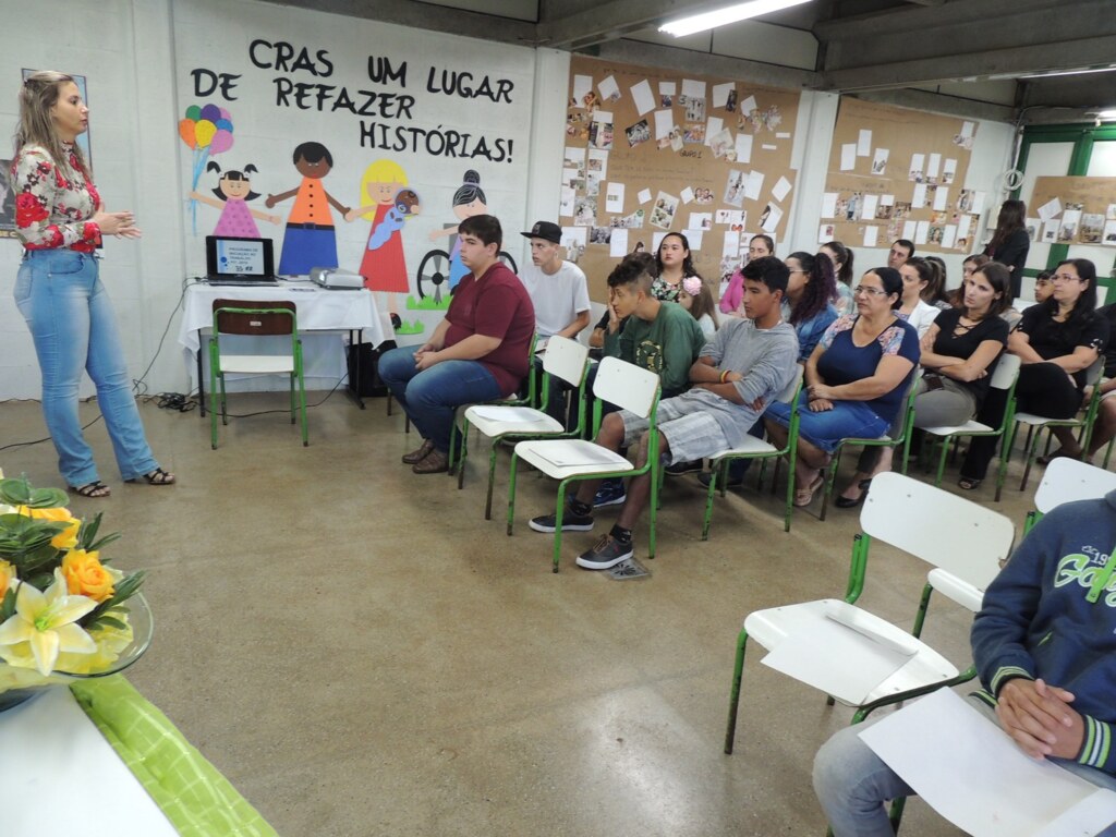 Assistência Social e CIEE certificam jovens
