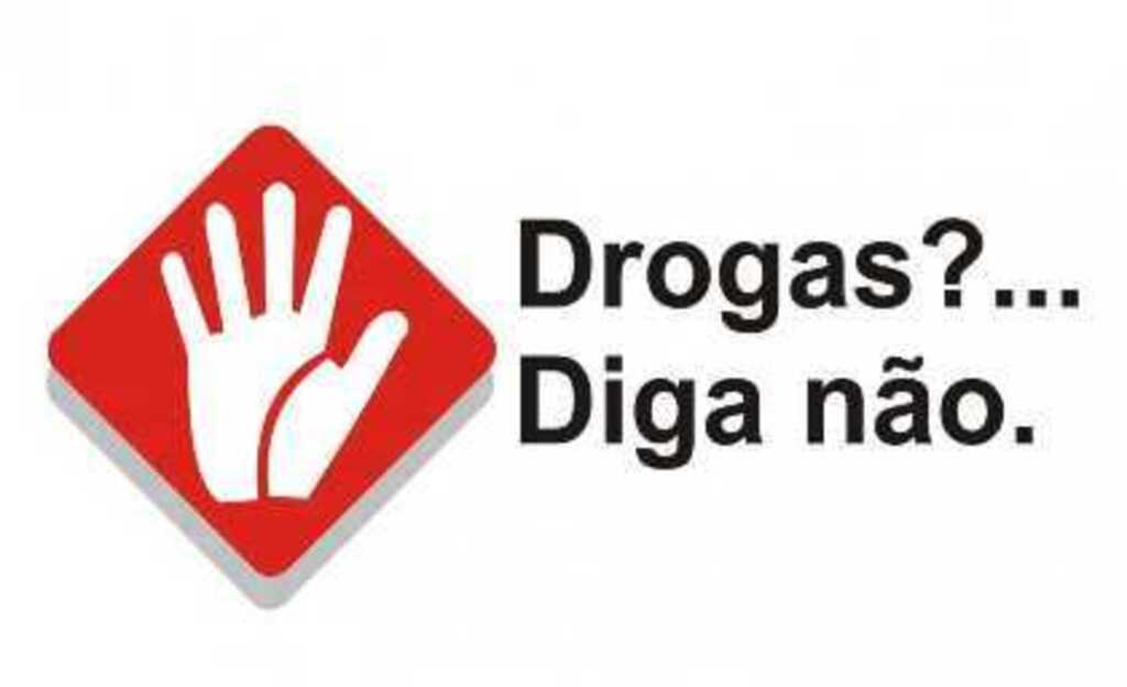 Identificado novo caso de posse de drogas na praça
