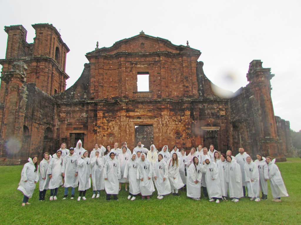 Acadêmicos realizam viagem de estudos