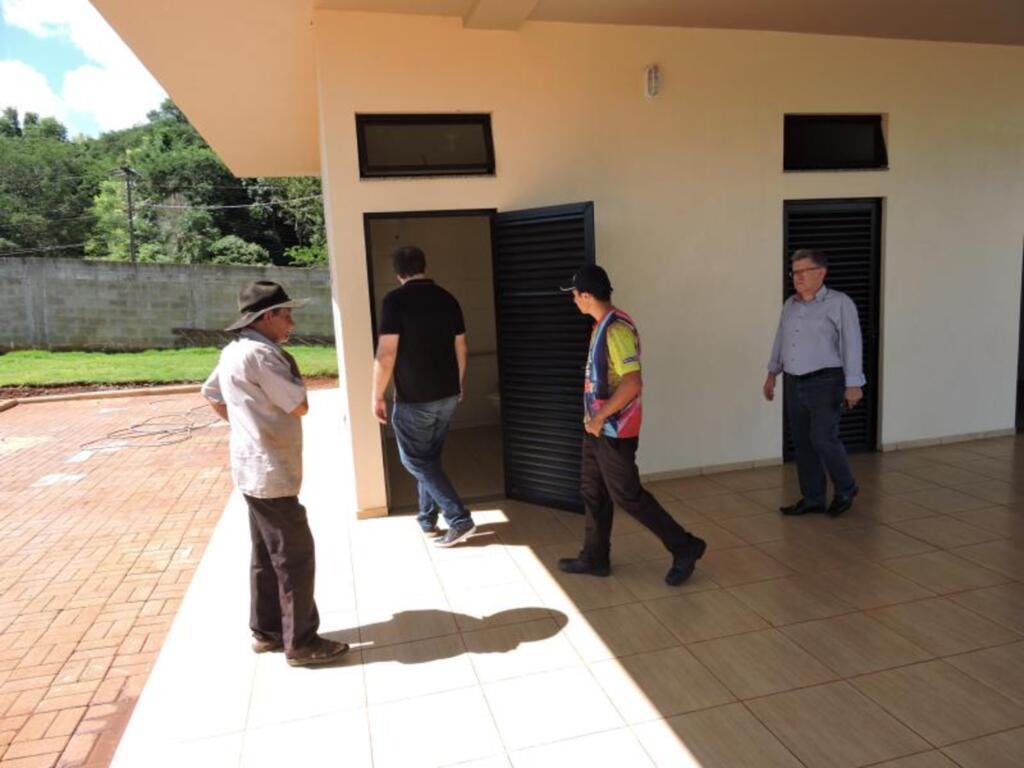 Secretaria de Administração vistoria cemitérios