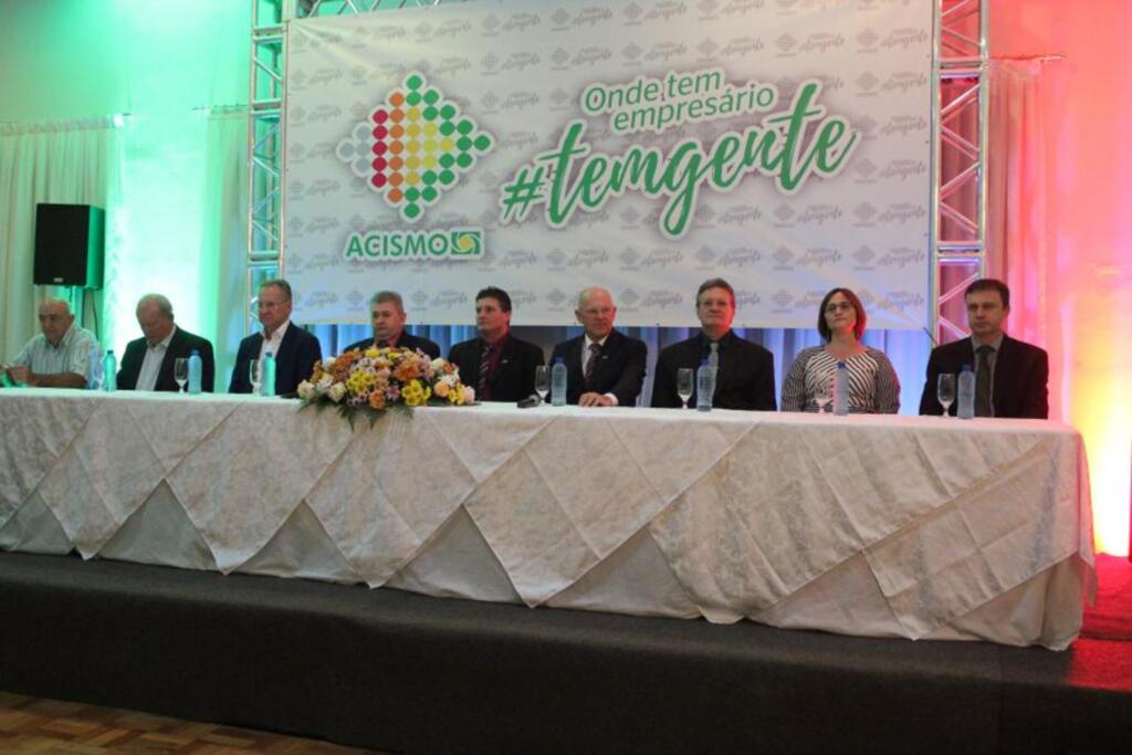 Airto Moss assume a presidência da Acismo