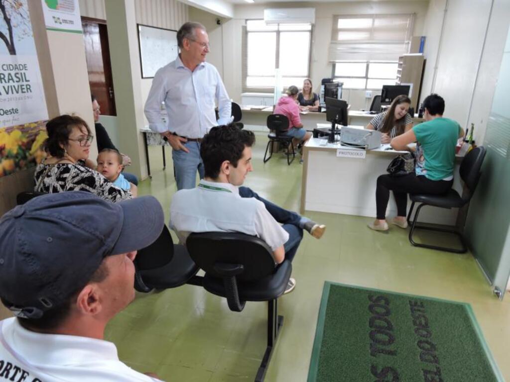 Município atende mais de 2.500 pessoas, realiza obras e serviços durante o carnaval