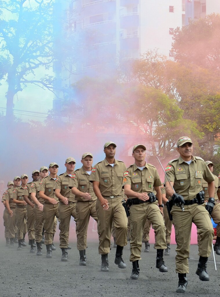 Polícia Militar forma 404 novos soldados